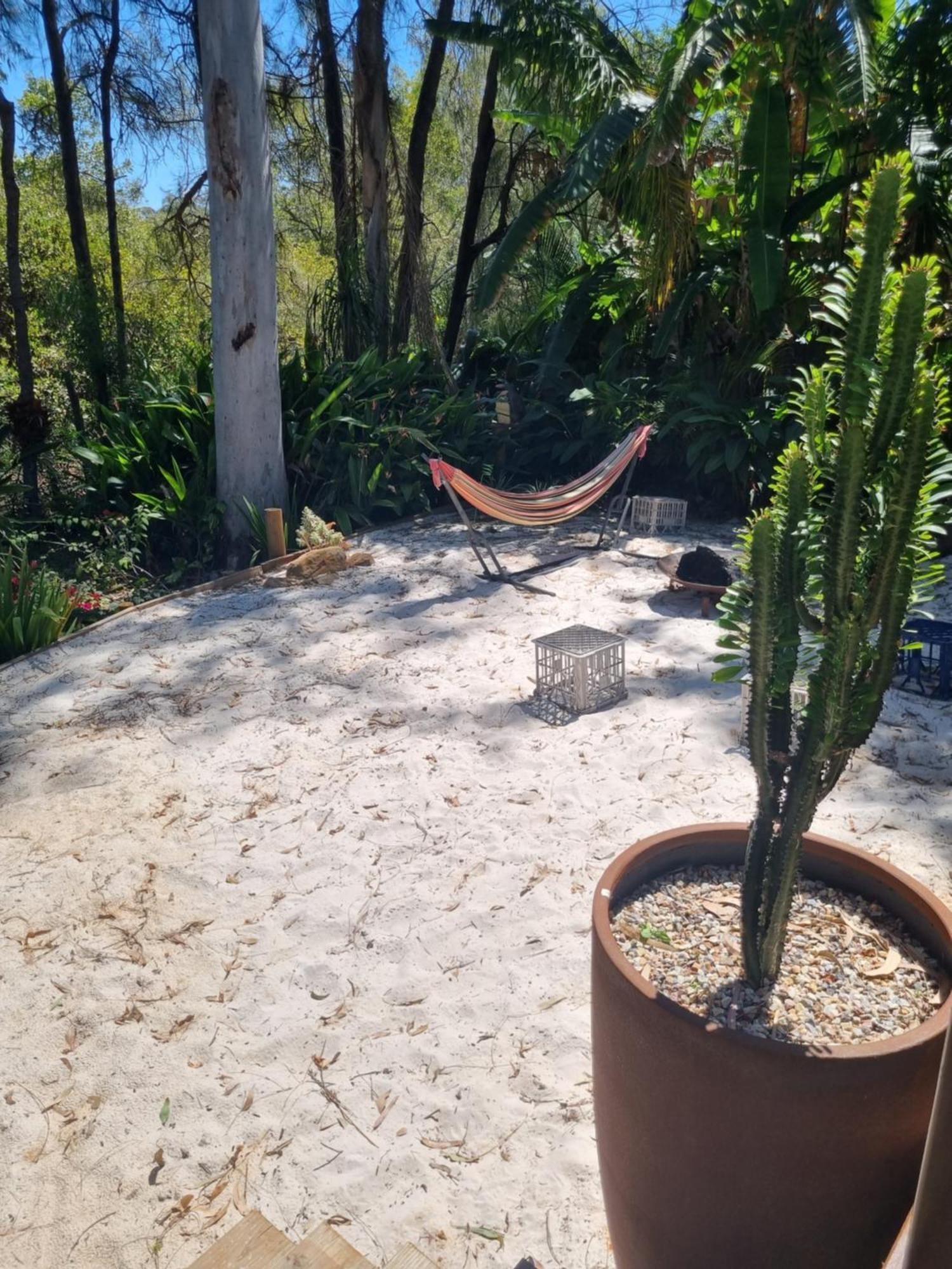 Birdsong Retreat - On Lamb Island Bed & Breakfast Karragarra Island Exterior photo